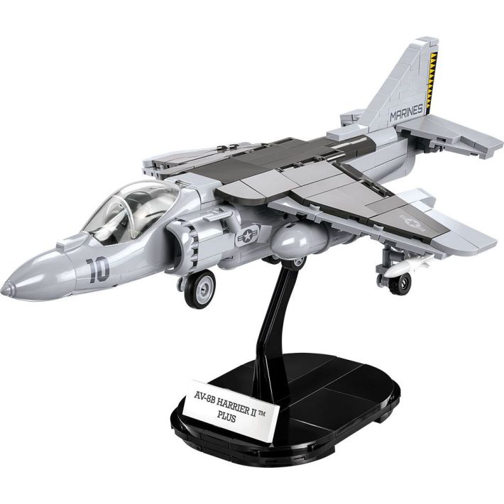 AV-8B Harrier Plus - fot. 2